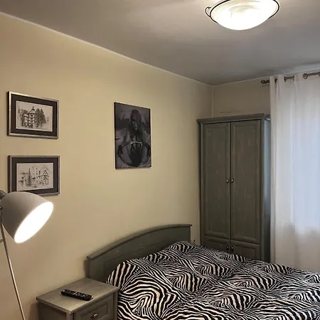 Spacious In The Heart Of شقة
