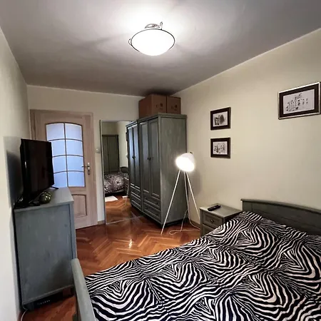 Spacious In The Heart Of شقة