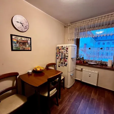 아파트 Spacious In The Heart Of *