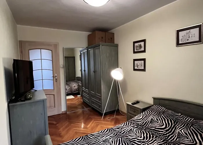 Spacious In The Heart Of 아파트